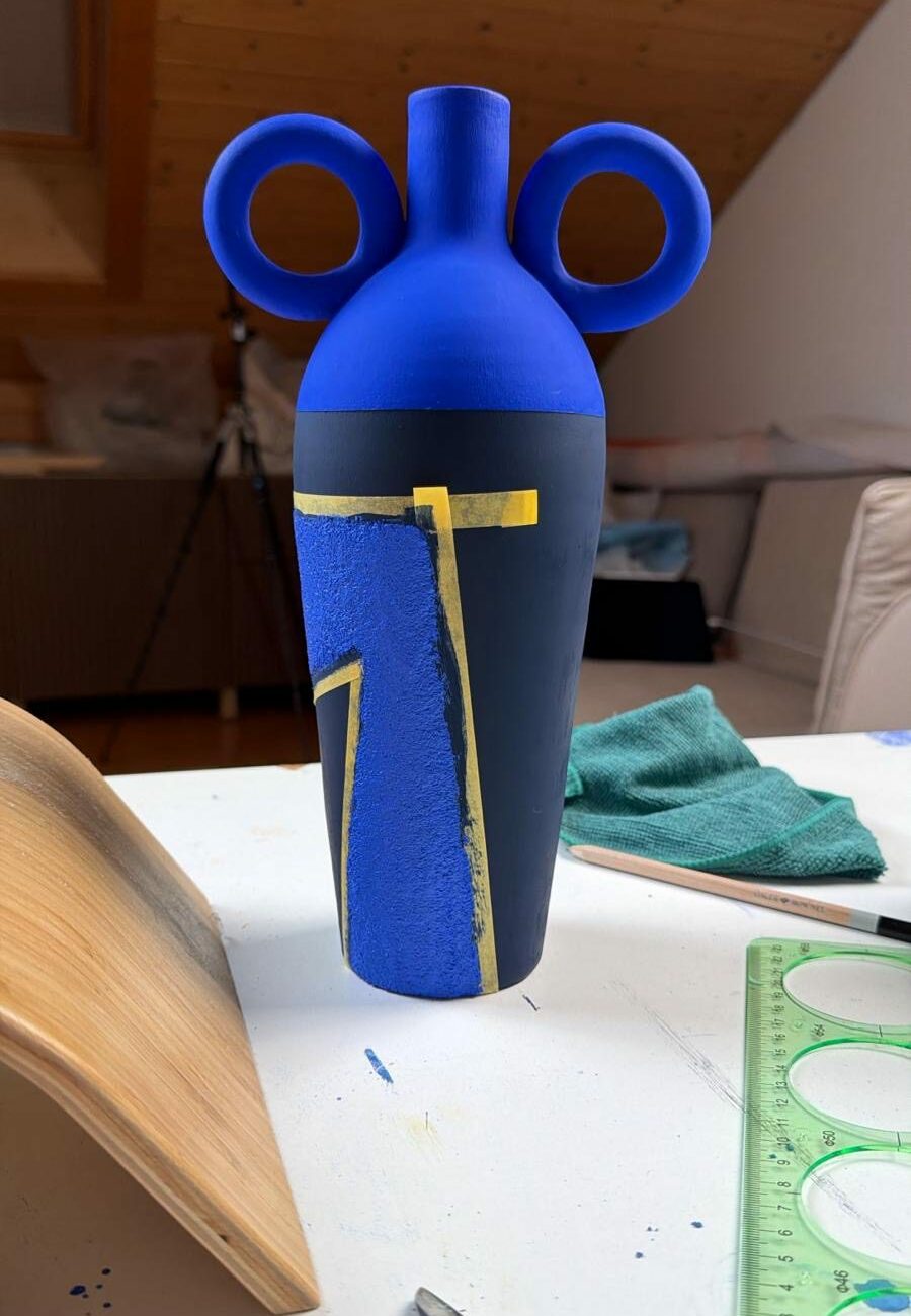 behind-the-scene-axe-murotopia-eilena-braye-artem-limited-edition-contemporary-art