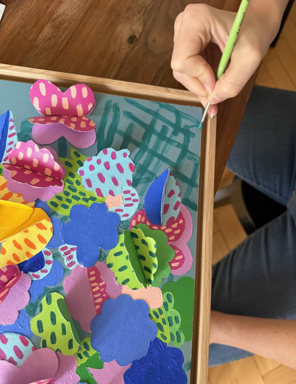 flowers-table-2-colourful-justyna-maria-porowska-painting-detail-ceramic-artwork