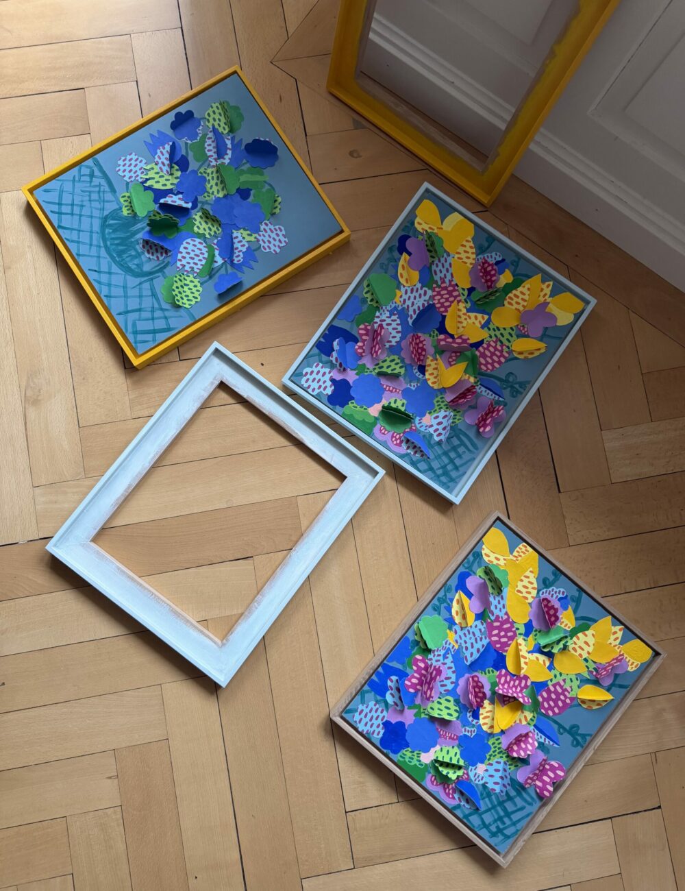 flowers-table-2-colourful-justyna-maria-porowska-painting-detail-ceramic-artworks-frames
